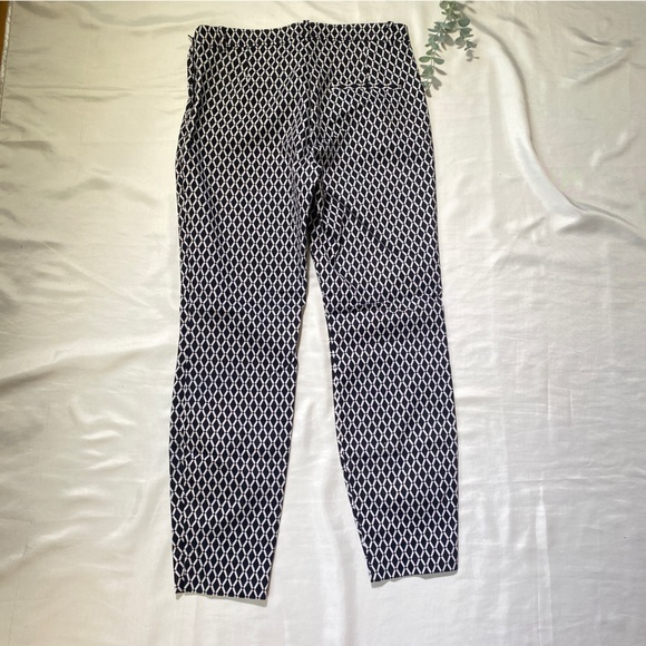 H&M Black and White Print Ankle Length Pants Side Zip Size 6 - Picture 5 of 8